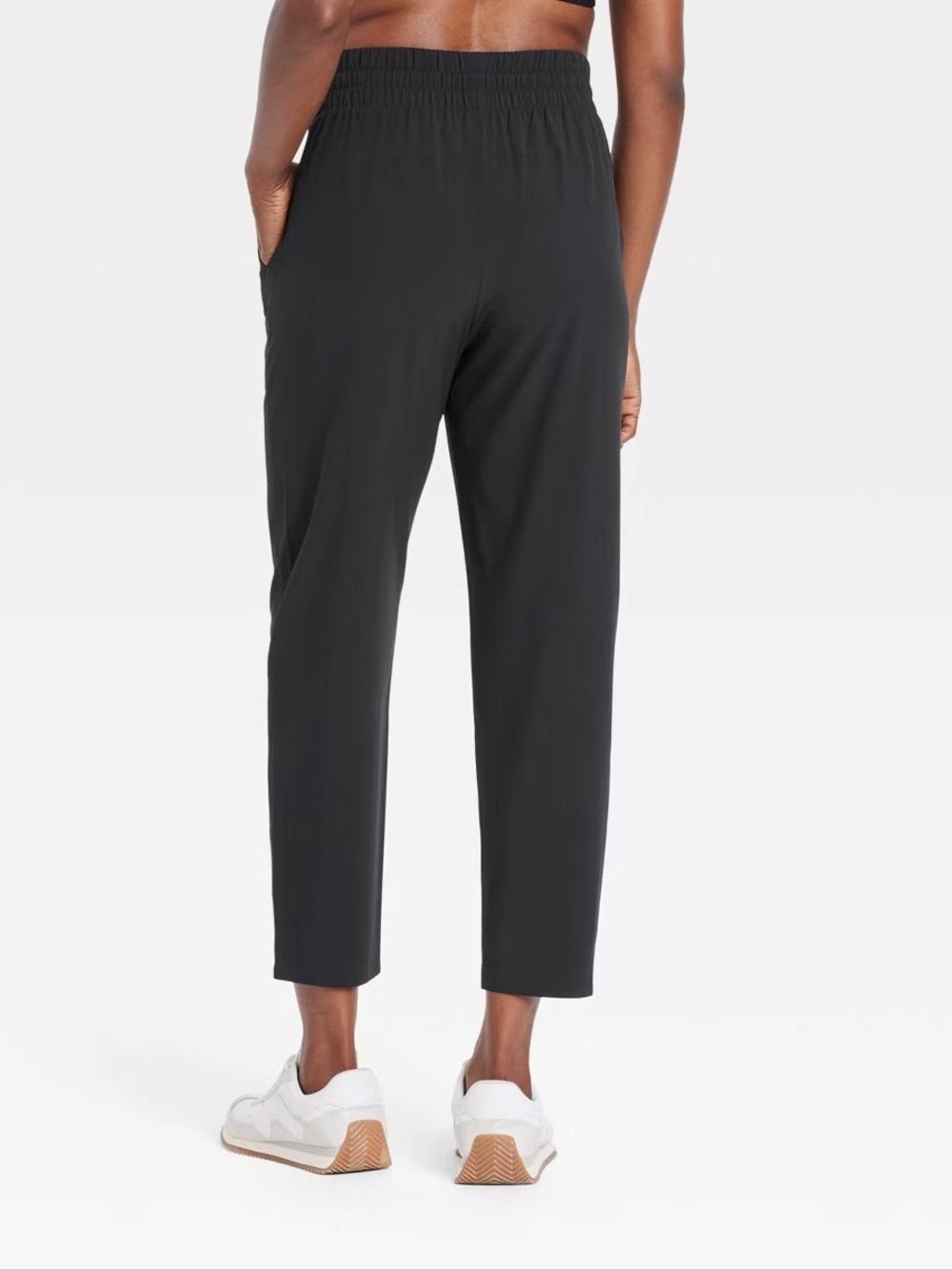all in motion Black Cropped Elastic-Waist Tapered Pants - Picture 2 of 6